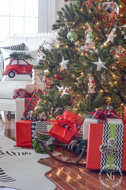 Festive and cheery Christmas Tree 