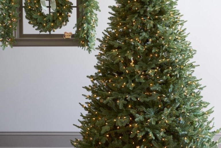 Top 10 Most Realistic Artificial Christmas Trees