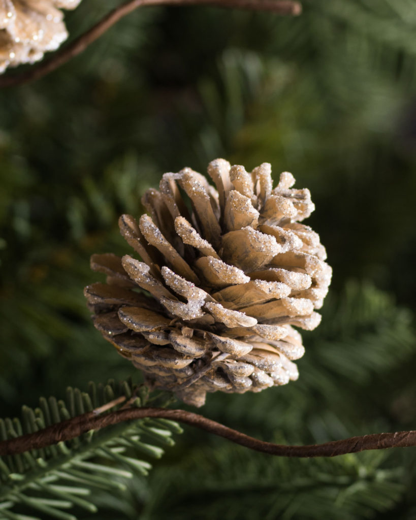 winter pinecone tree picks
