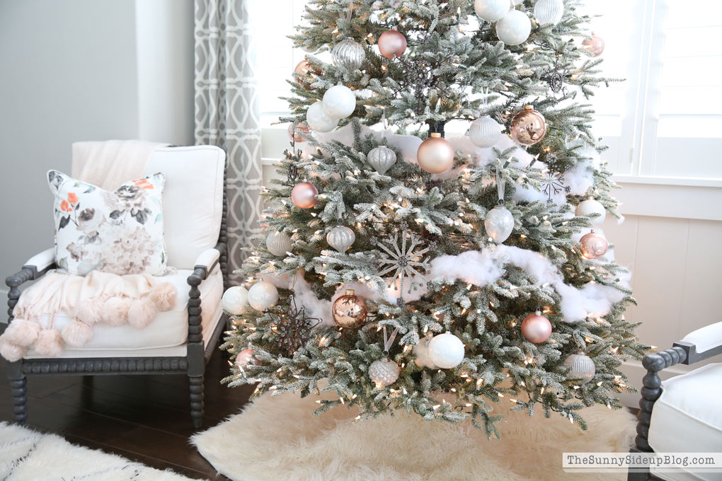 Christmas decorating ideas, Balsam Hill Christmas, Balsam Hill tree, Christmas tree decoration