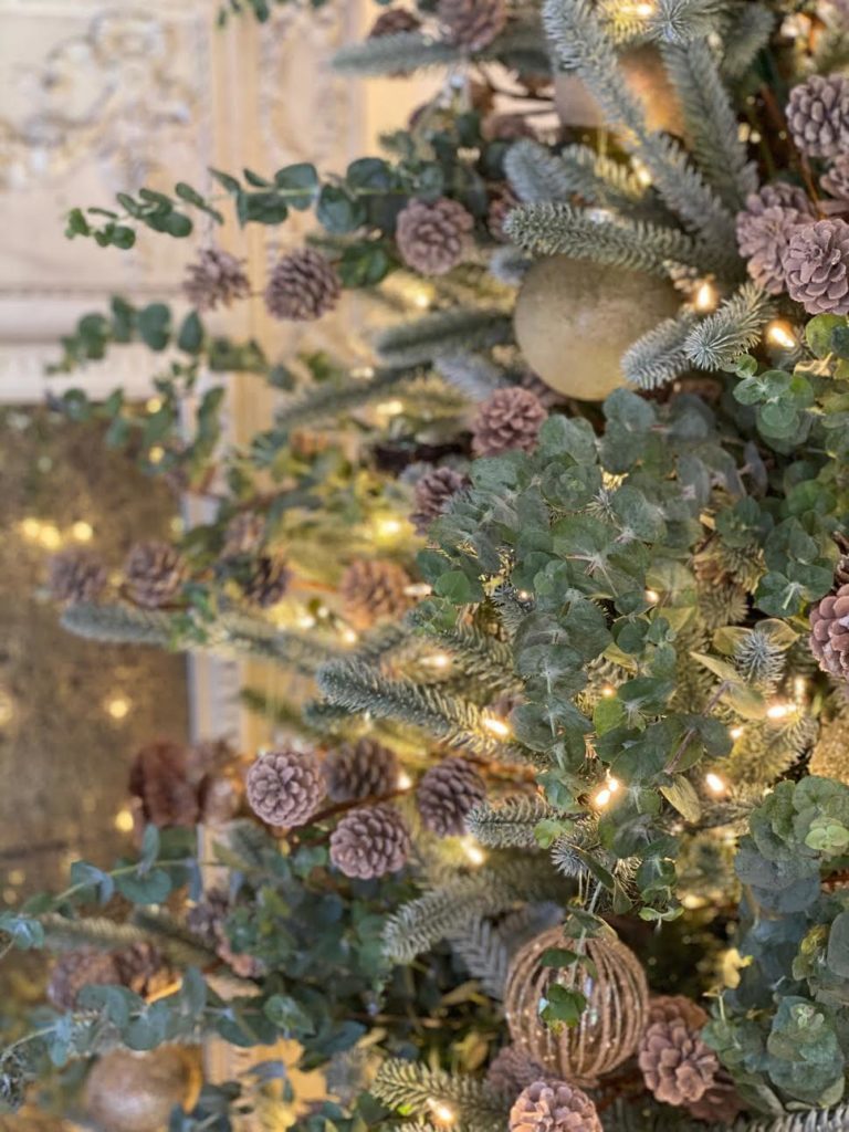 Christmas tree with pinecone picks