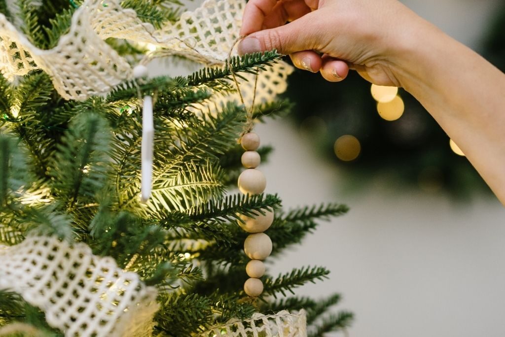 create loop for hanging wooden bead ornament
