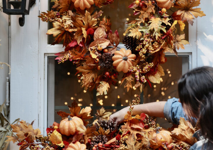 Fall and Holiday Window Décor: Ideas & Tips to Bring Magic to Your Home’s Exterior