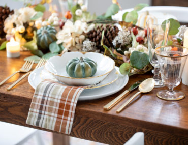 thanksgiving decor with table-setting