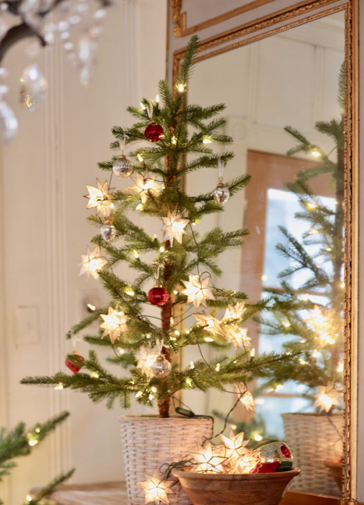 3 Trendy Christmas Decorating Themes That Last - Balsam Hill Blog