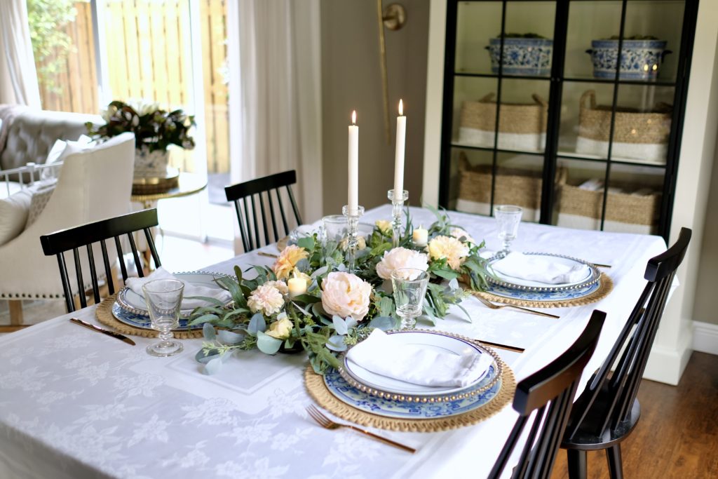romantic table setting for valentine's day