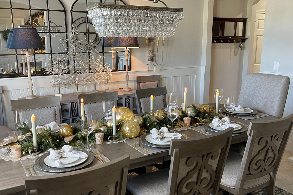 Gold and champagne dining room Christmas decor
