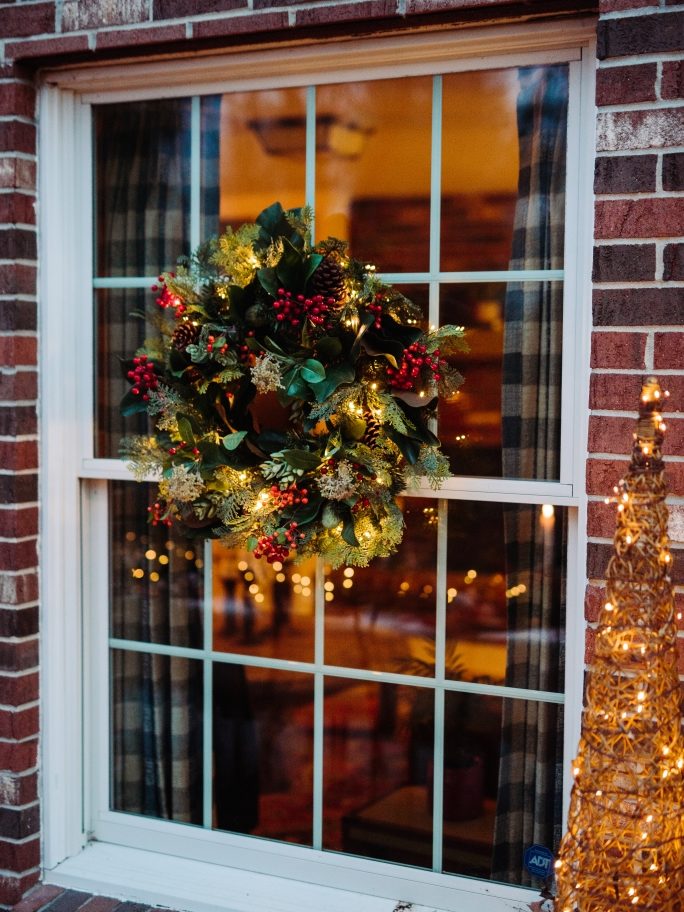 Outdoor Christmas Décor Ideas for the Porch, Yard, and Patio | Balsam Hill