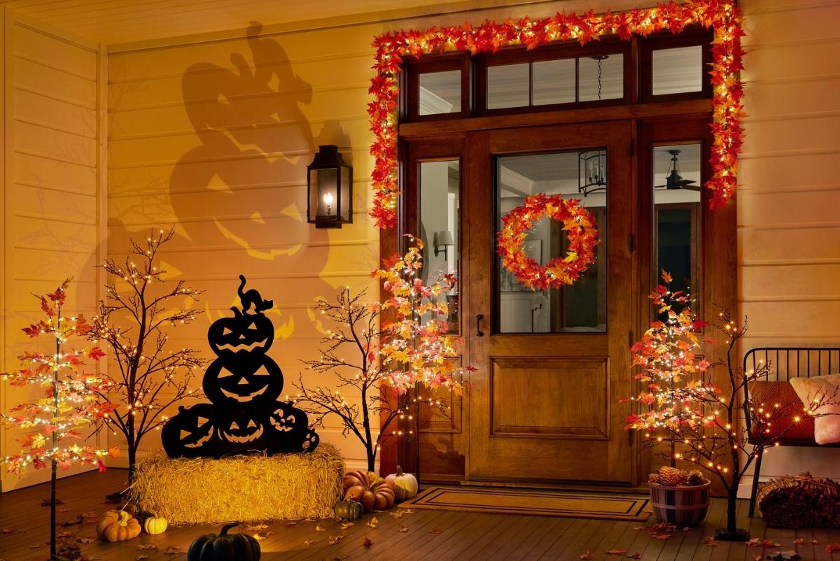 Outdoor Fall Décor & Halloween Ideas For Home | Balsam Hill Blog